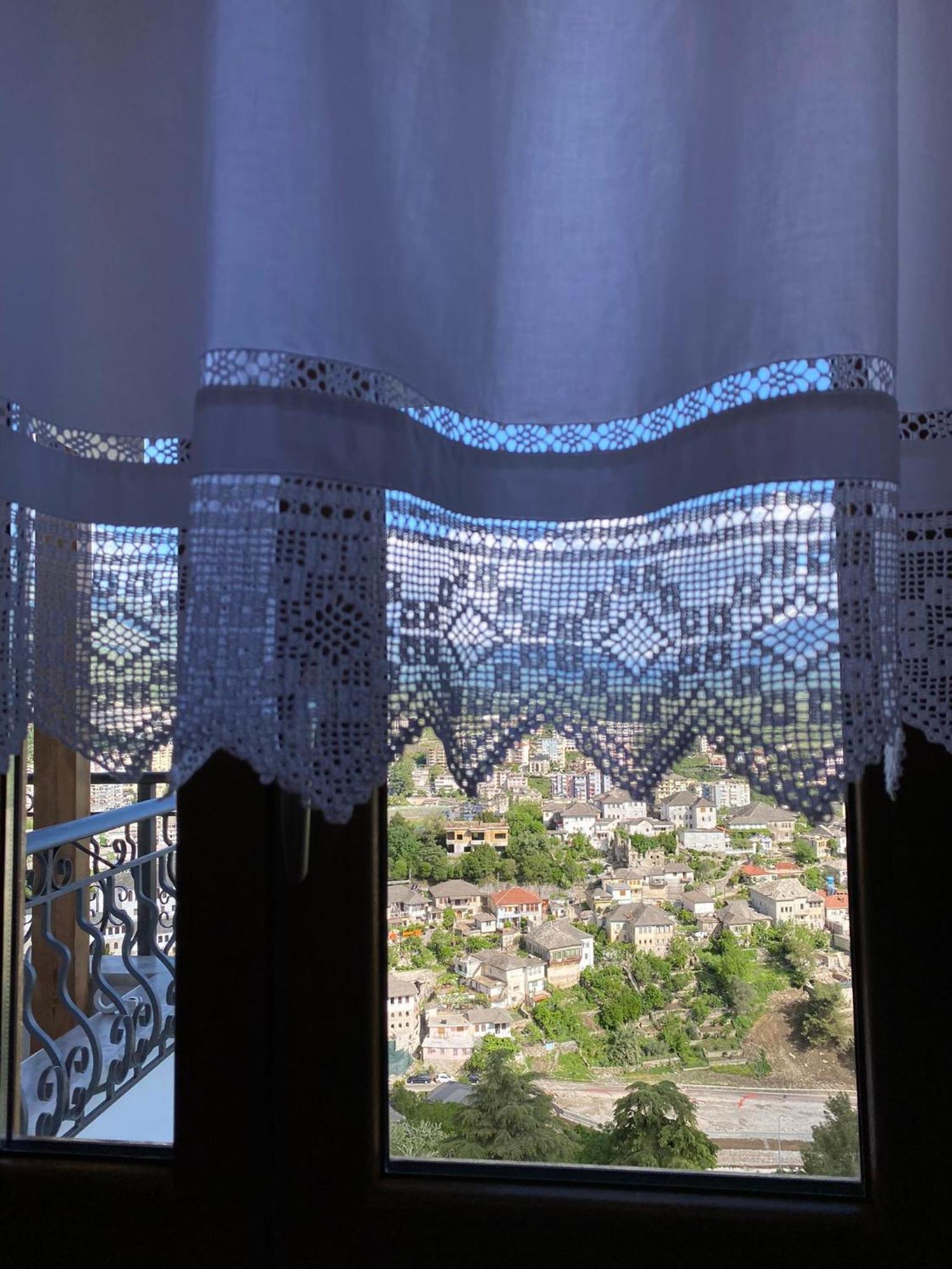 Guest House Persa Gjirokastër 外观 照片